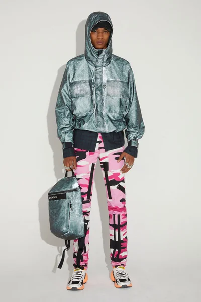 Look 13